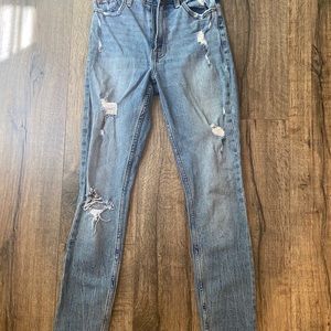 High waisted mom jeans/skinny jeans